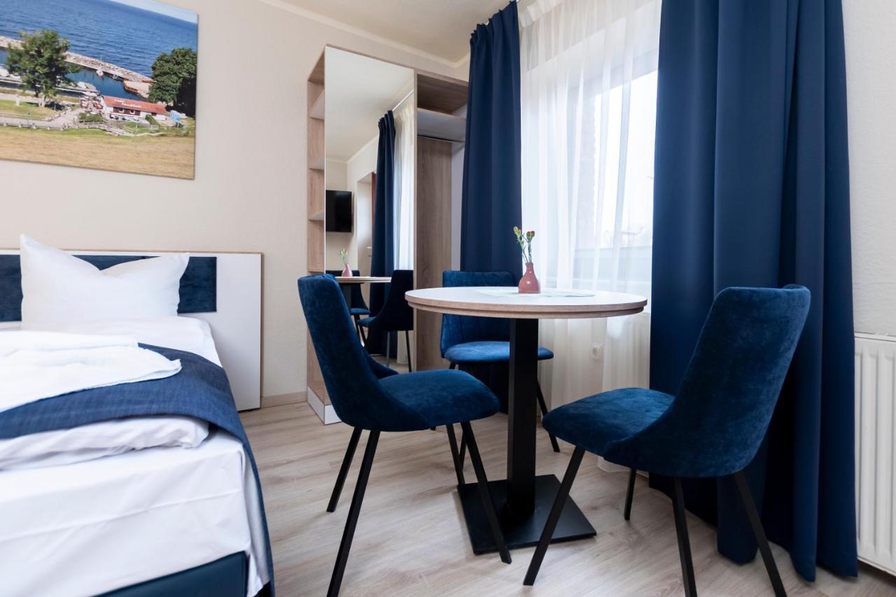Aparthotel Stralsund Studios Und Apartments Buitenkant foto