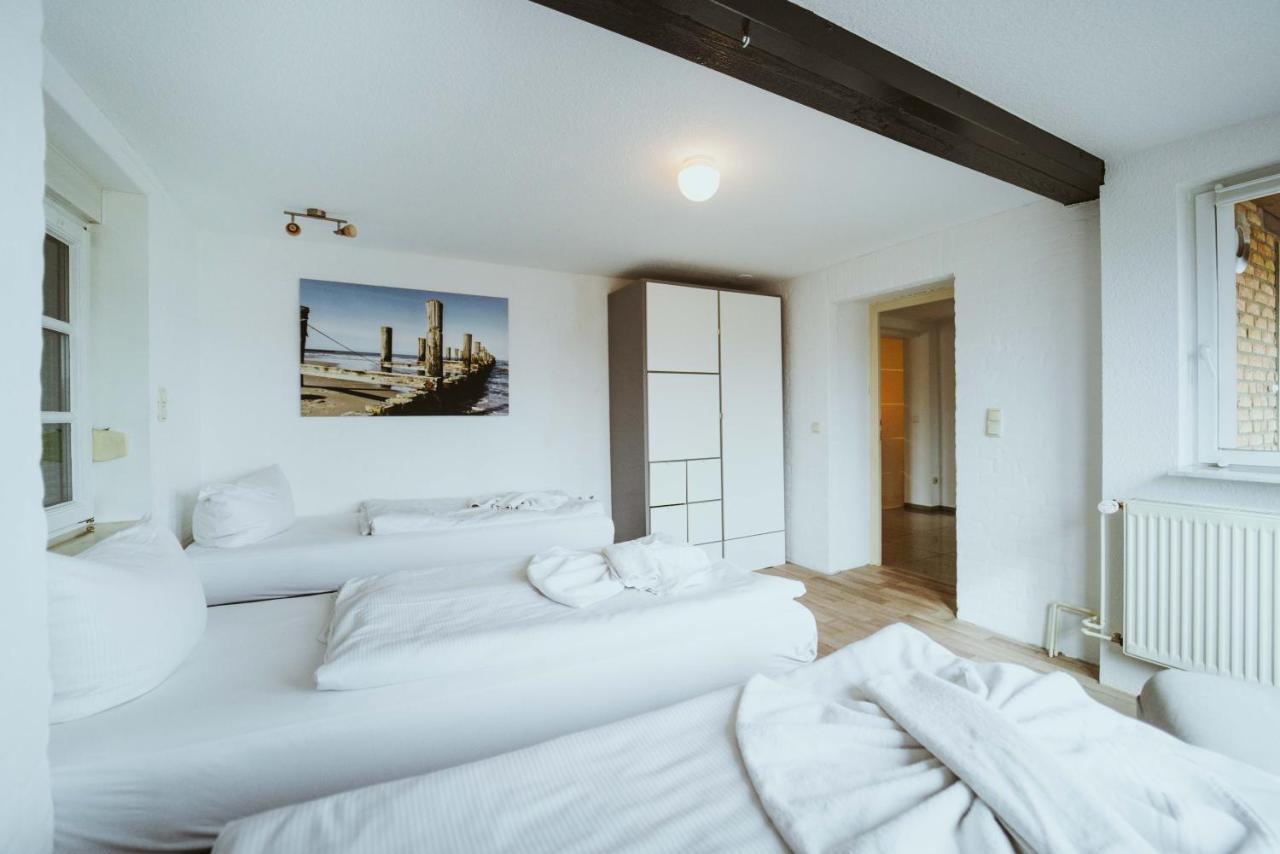 Aparthotel Stralsund Studios Und Apartments Buitenkant foto
